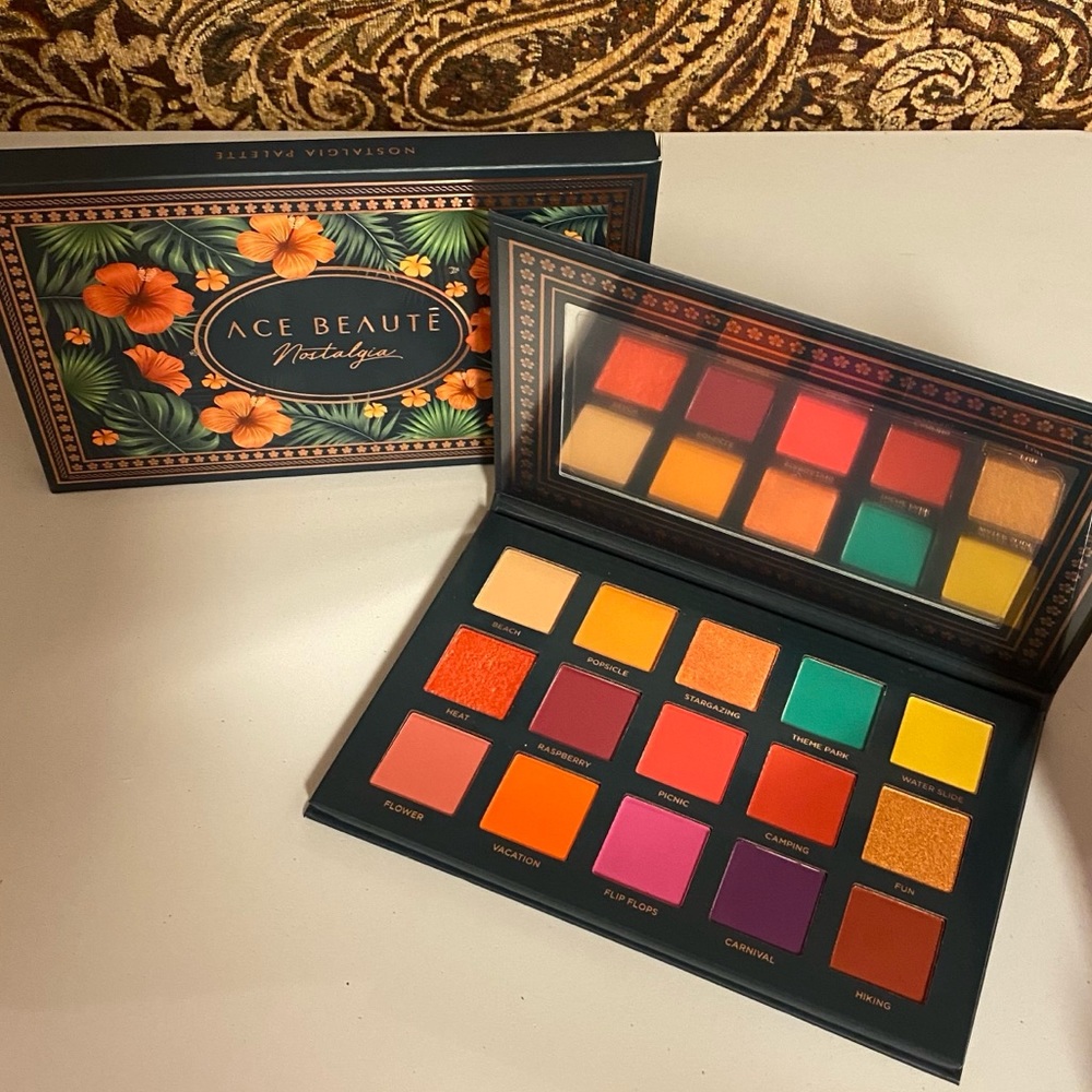 Ace Beaute Nostalgia Palette